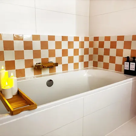 Maison Milo - Centre Apartment